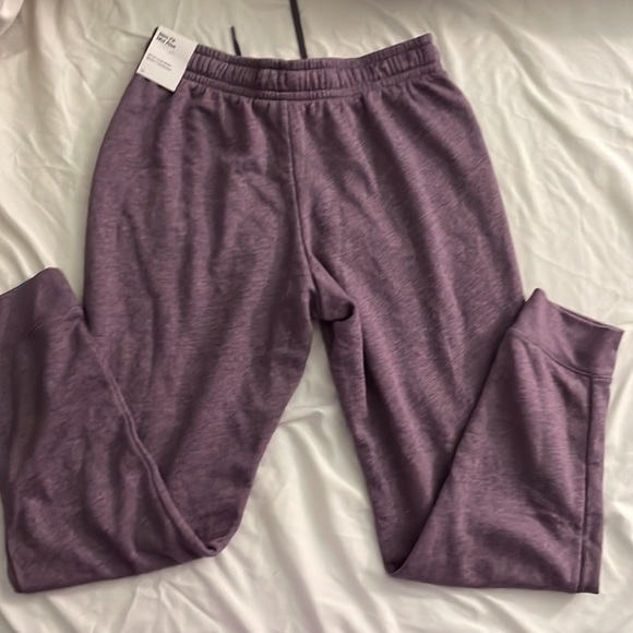 NEW Purple Nike slim fit, mid rise, jogger. - Picture 4 of 4